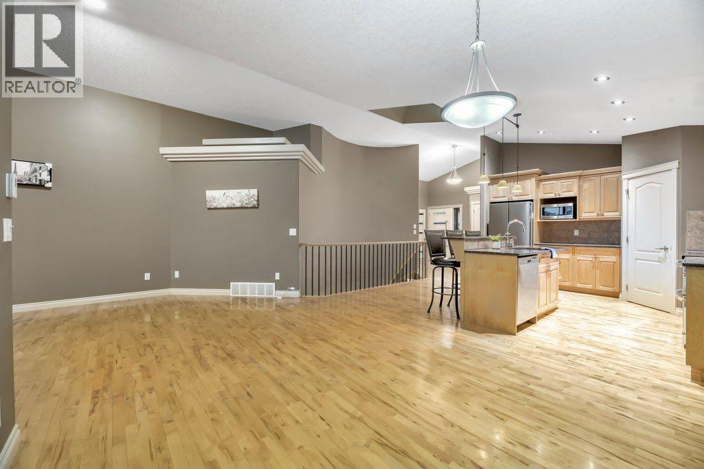 110 West Creek Springs, Chestermere, Alberta  T1X 1N7 - Photo 29 - A2271233