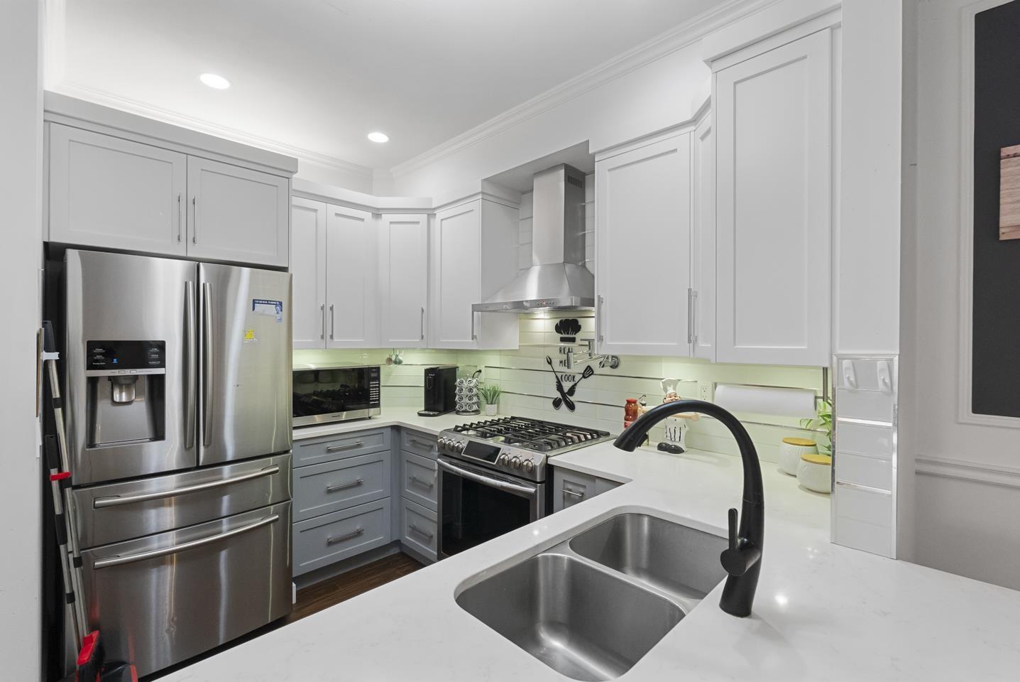 2 6894 208 Street, Langley, British Columbia  V2Y 0G2 - Photo 11 - R3071693