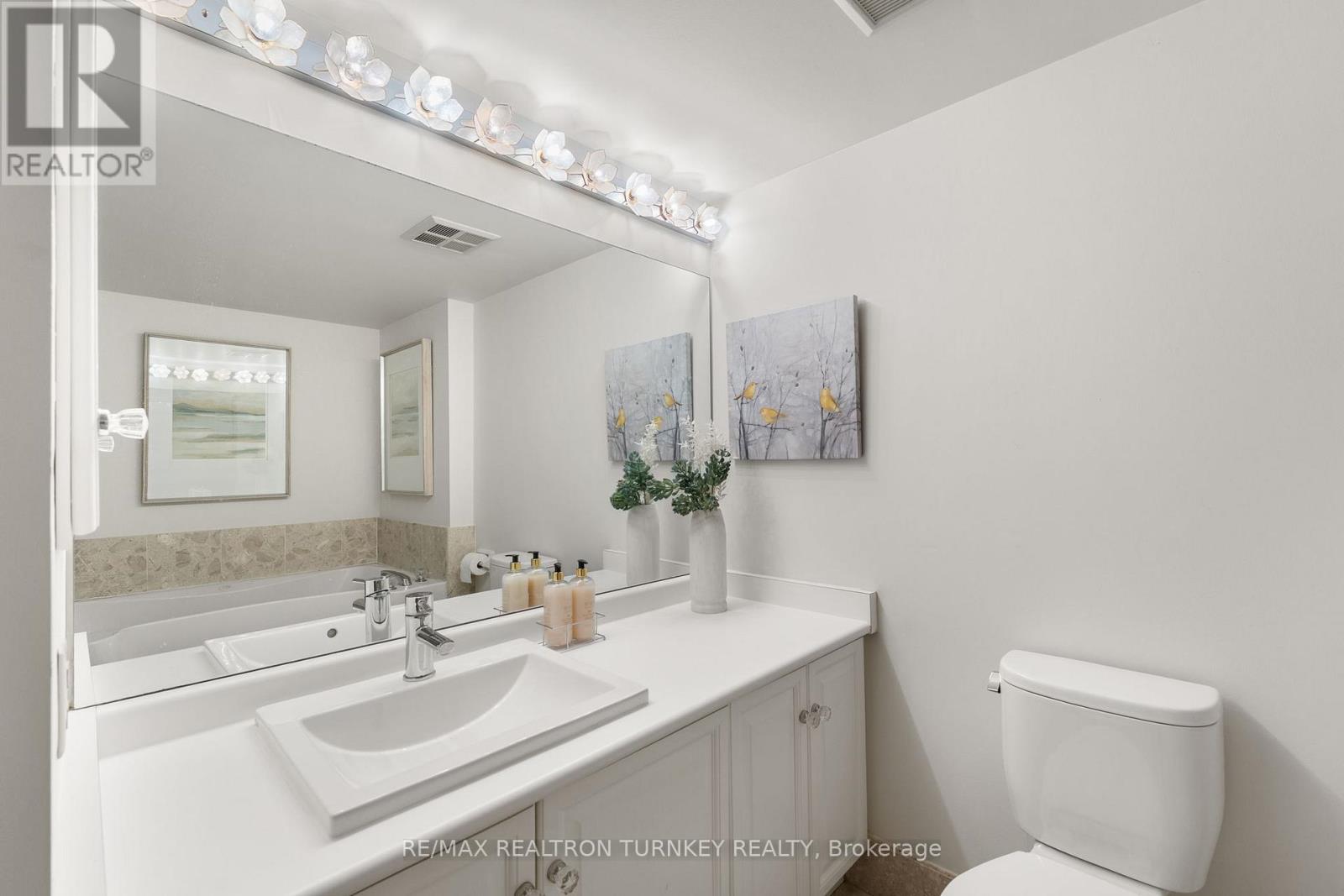 114 - 14924 Yonge Street, Aurora, Ontario  L4G 6H7 - Photo 19 - N12598730