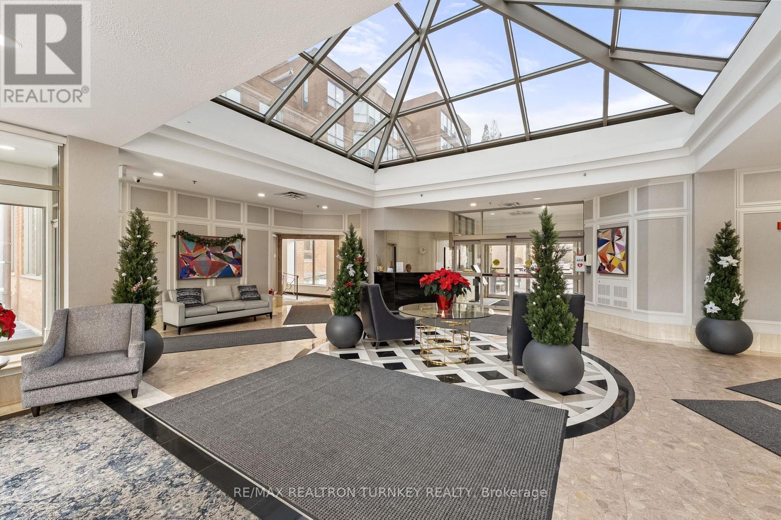 114 - 14924 Yonge Street, Aurora, Ontario  L4G 6H7 - Photo 29 - N12598730