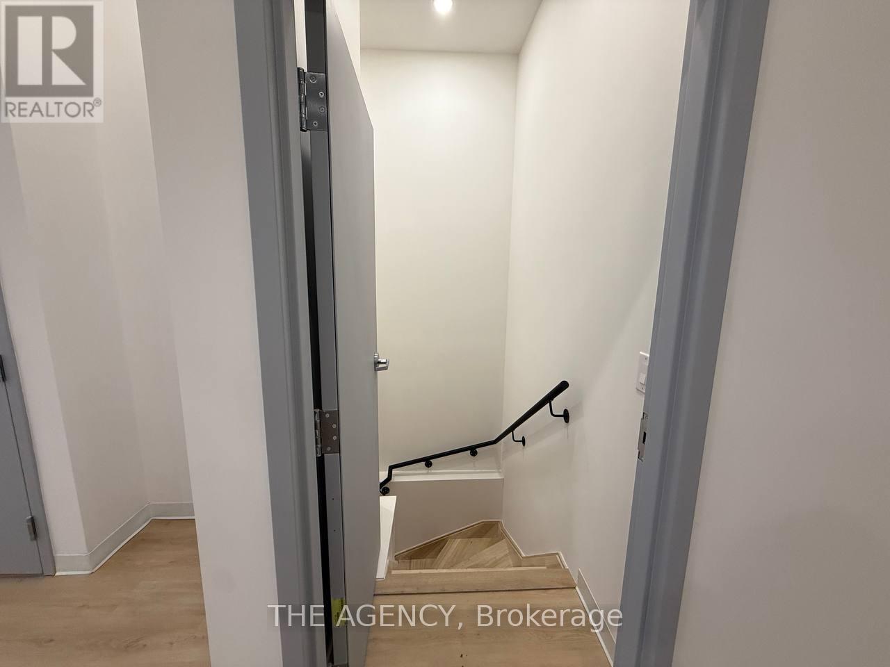 Main - 221 Main Street S, Newmarket, Ontario  L3Y 3Y9 - Photo 17 - N12598768