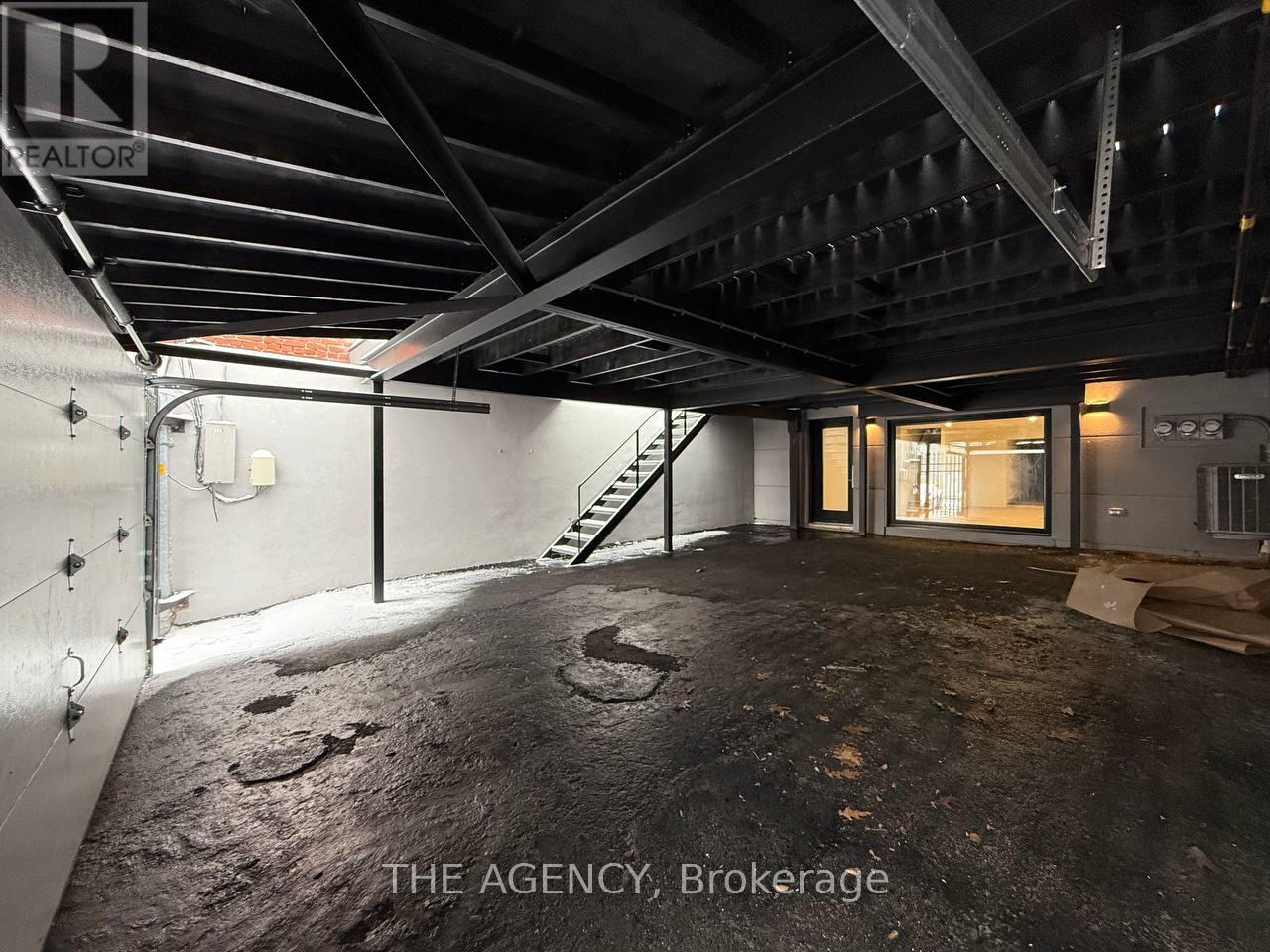 Main - 221 Main Street S, Newmarket, Ontario  L3Y 3Y9 - Photo 21 - N12598768