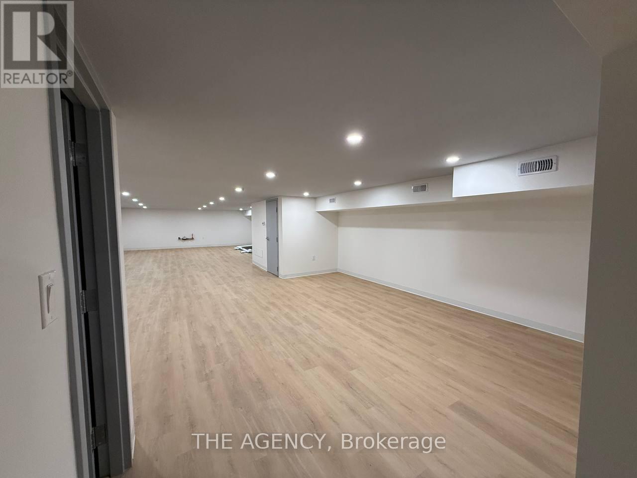 Main - 221 Main Street S, Newmarket, Ontario  L3Y 3Y9 - Photo 34 - N12598768