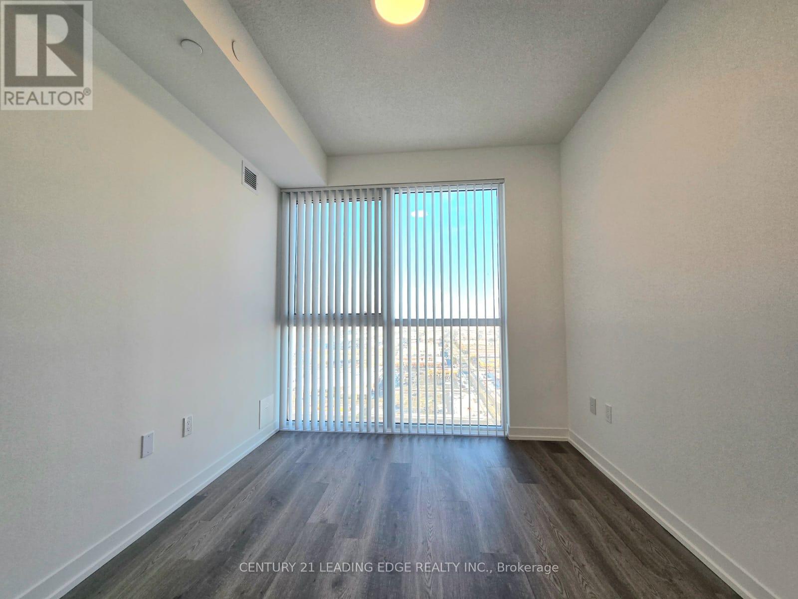 3305 - 8 Interchange Way, Vaughan, Ontario  L4K 5Z7 - Photo 12 - N12598772