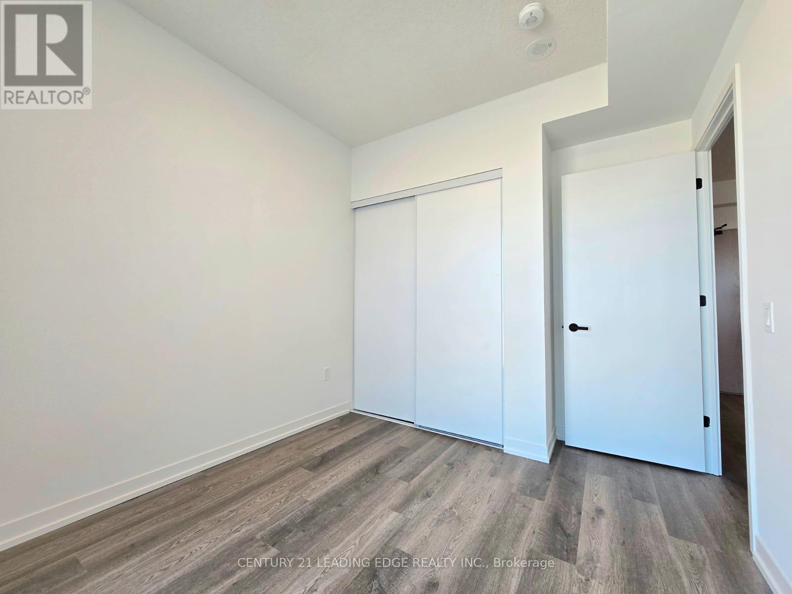 3305 - 8 Interchange Way, Vaughan, Ontario  L4K 5Z7 - Photo 14 - N12598772