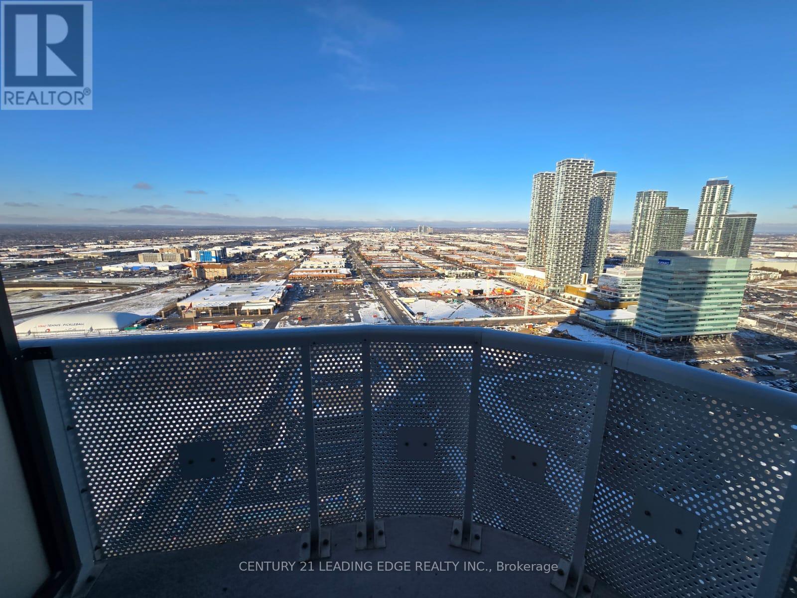 3305 - 8 Interchange Way, Vaughan, Ontario  L4K 5Z7 - Photo 8 - N12598772