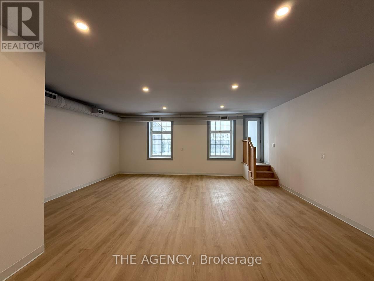 2nd - 221 Main Street S, Newmarket, Ontario  L3Y 3Y9 - Photo 7 - N12598786