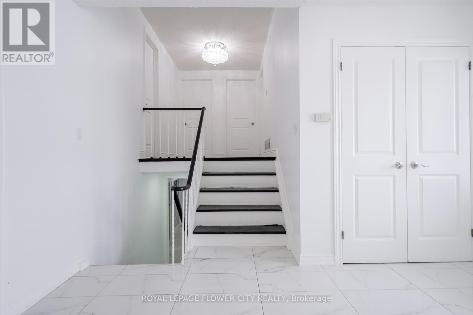 14073 Centreville Creek Road, Caledon, Ontario  L7C 3C1 - Photo 4 - W12598438