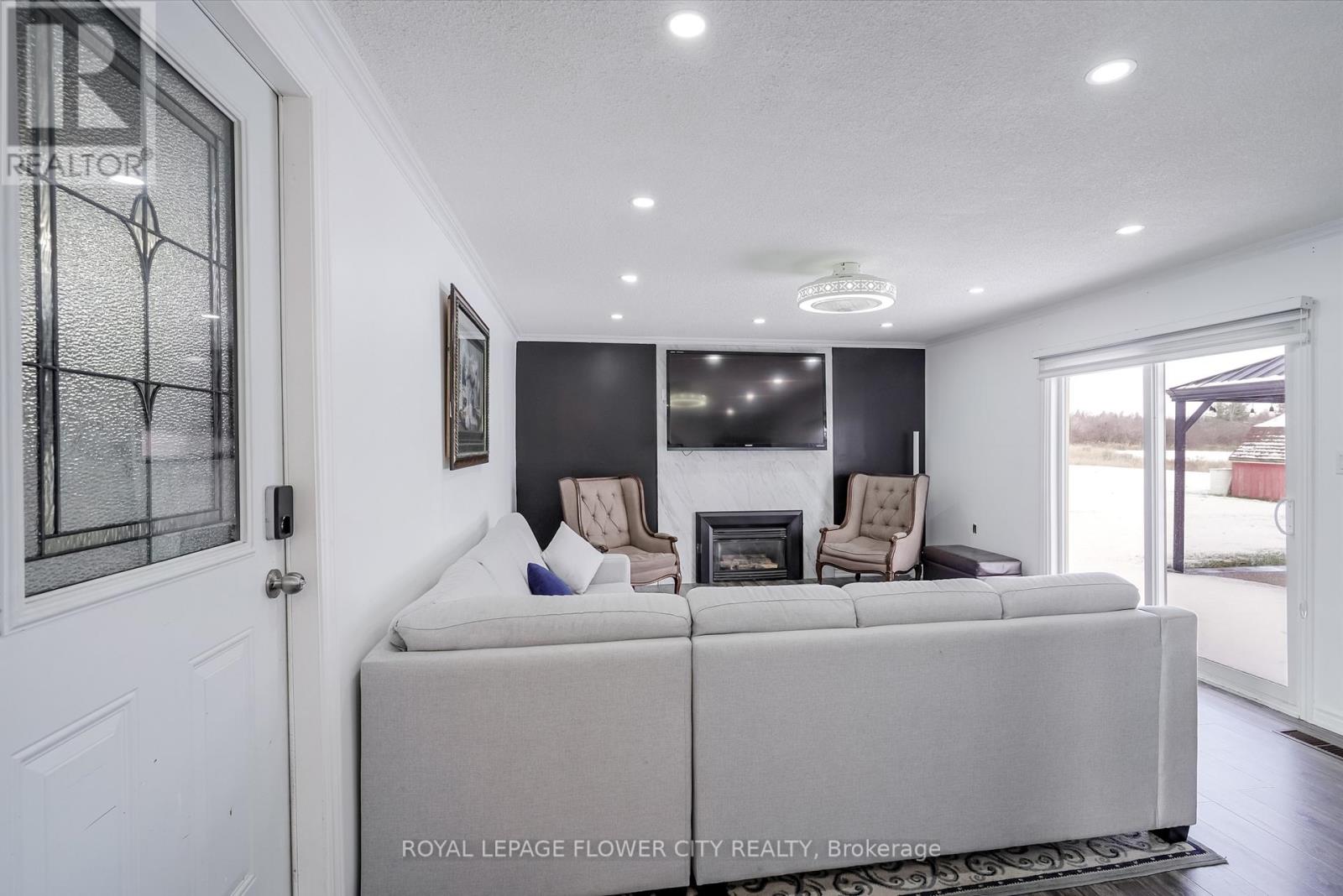 14073 Centreville Creek Road, Caledon, Ontario  L7C 3C1 - Photo 20 - W12598438