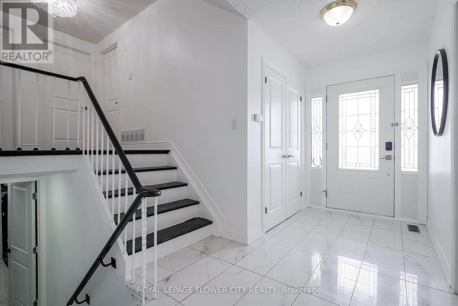 14073 Centreville Creek Road, Caledon, Ontario  L7C 3C1 - Photo 3 - W12598438