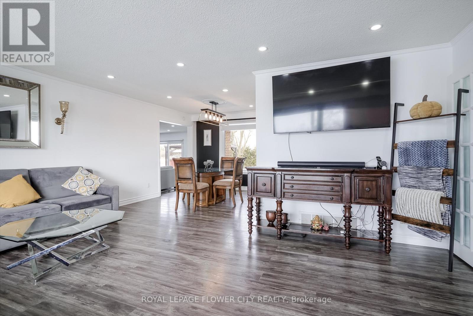 14073 Centreville Creek Road, Caledon, Ontario  L7C 3C1 - Photo 8 - W12598438