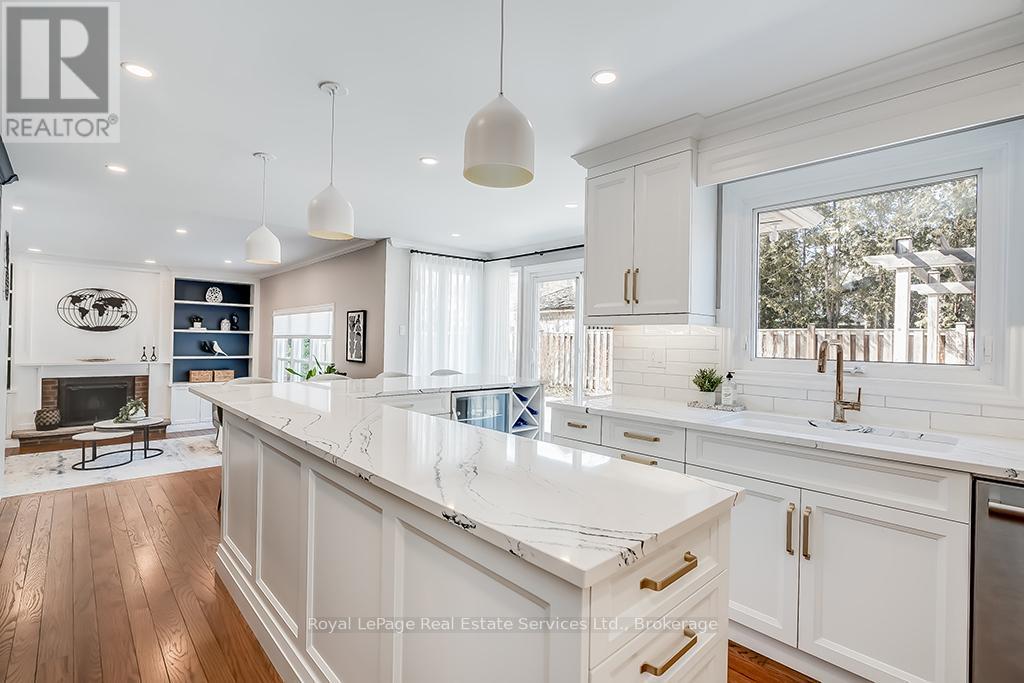 1225 Old Post Drive, Oakville, Ontario  L6M 1A5 - Photo 20 - W12598936