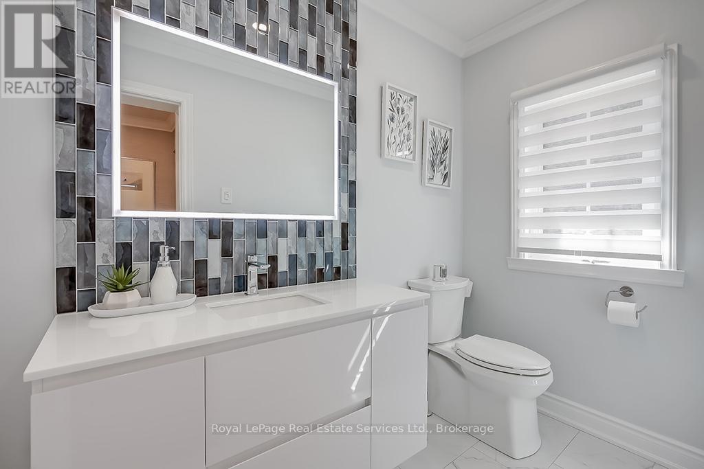 1225 Old Post Drive, Oakville, Ontario  L6M 1A5 - Photo 22 - W12598936