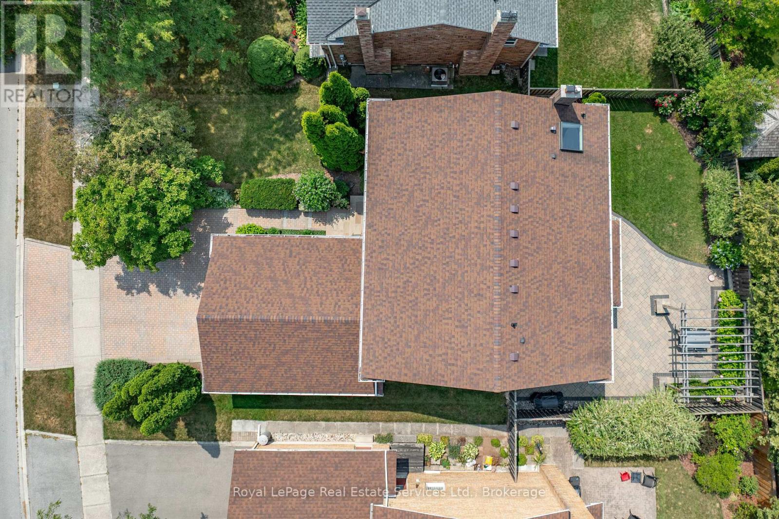 1225 Old Post Drive, Oakville, Ontario  L6M 1A5 - Photo 49 - W12598936