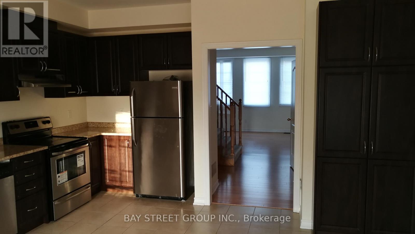 13 Telegraph Street, Brampton, Ontario  L6Z 0B4 - Photo 8 - W12598670