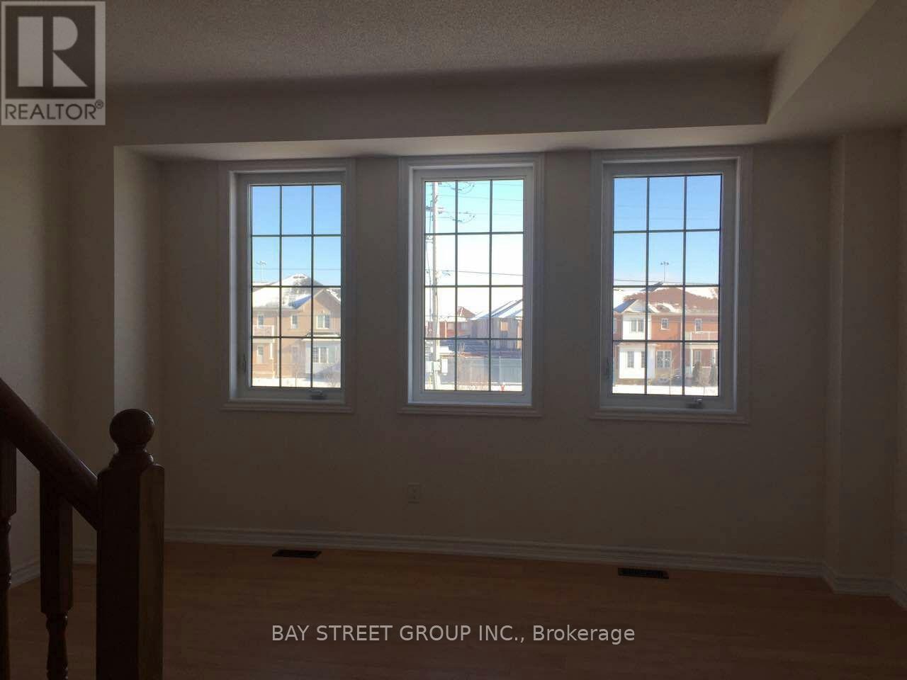 13 Telegraph Street, Brampton, Ontario  L6Z 0B4 - Photo 9 - W12598670