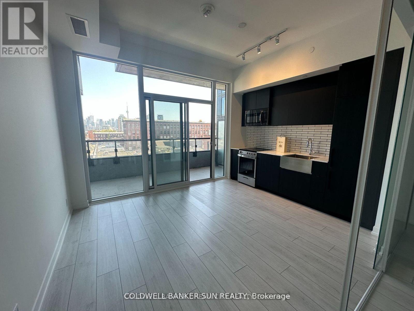 525 - 270 Dufferin Street S, Toronto, Ontario  M6K 1Z6 - Photo 13 - W12598728