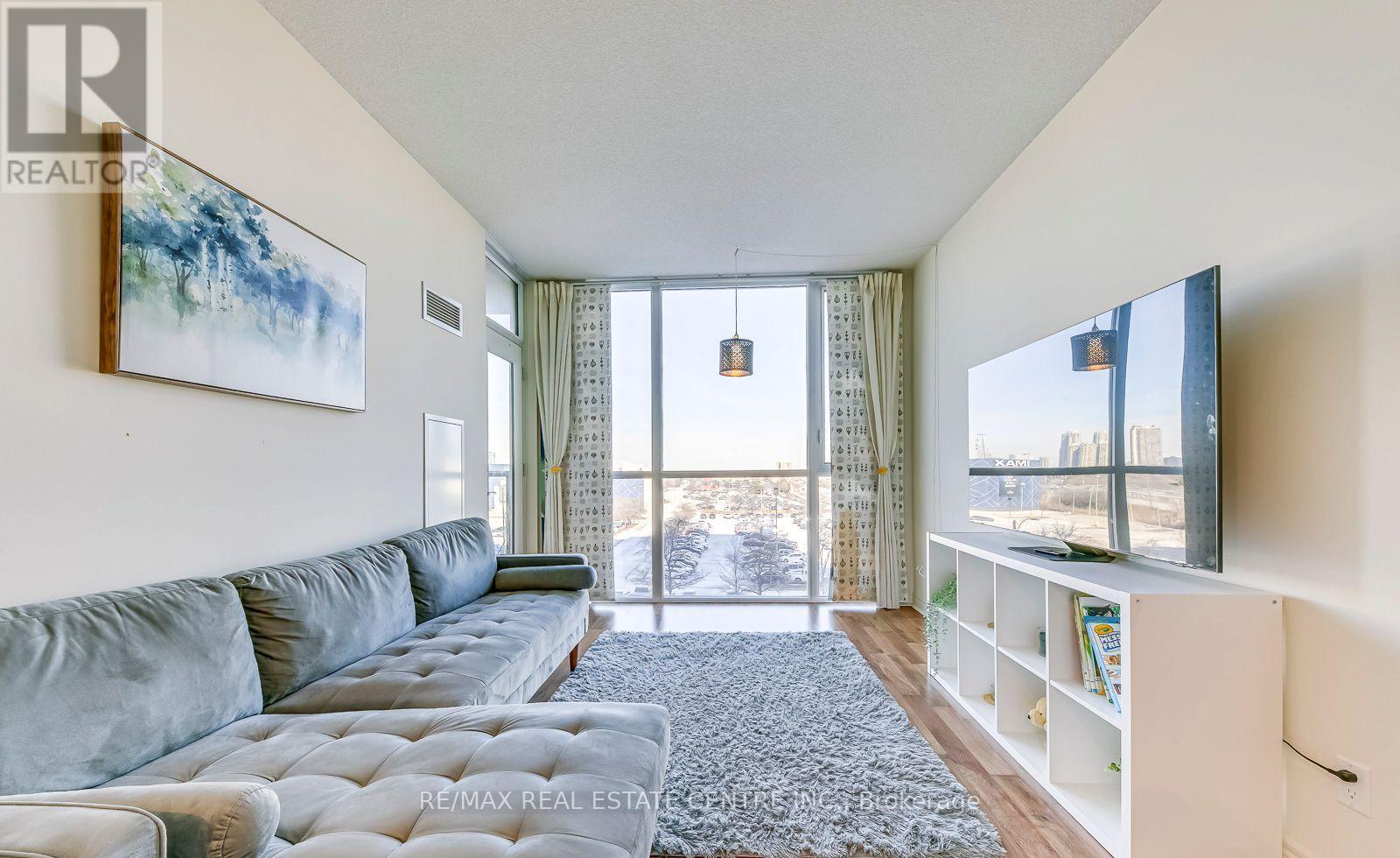 601 - 339 Rathburn Road W, Mississauga, Ontario L5B 0K6 - Photo 5 - W12598734