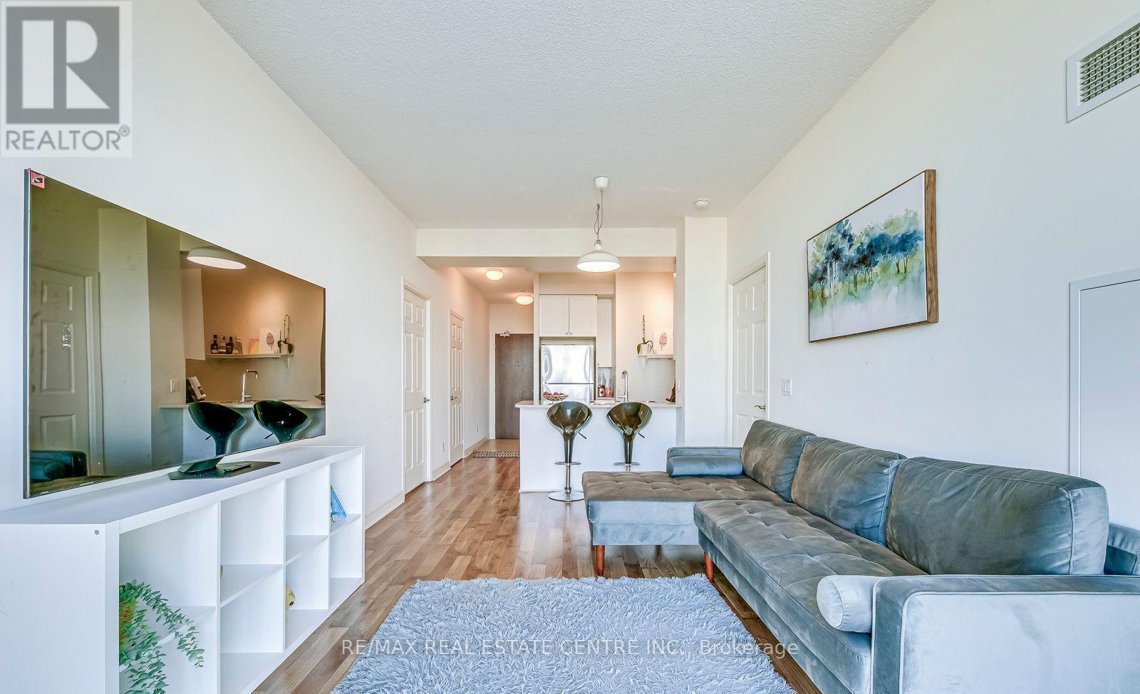 601 - 339 Rathburn Road W, Mississauga, Ontario L5B 0K6 - Photo 6 - W12598734
