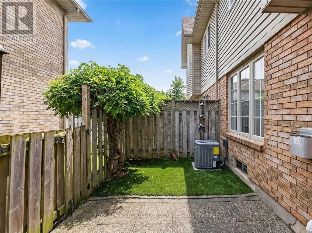 120 - 3333 New Street, Burlington, Ontario  L7N 1N1 - Photo 43 - W12598738