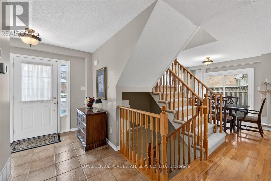 120 - 3333 New Street, Burlington, Ontario  L7N 1N1 - Photo 5 - W12598738