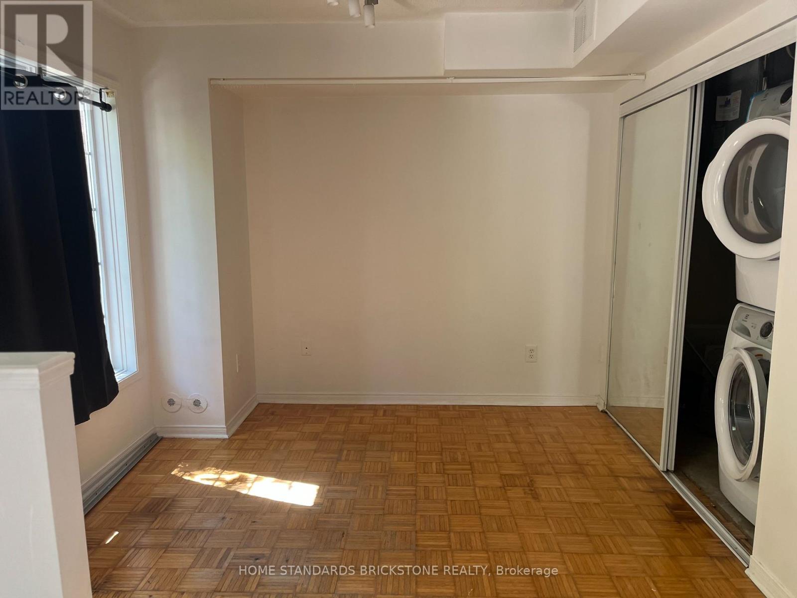 02 - 159 Tenth Street, Toronto, Ontario  M8V 4C7 - Photo 6 - W12598748