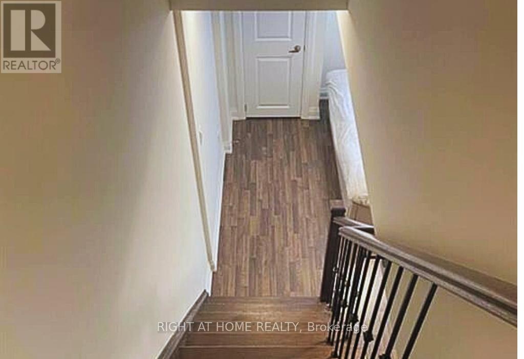 Unit#2 - 1758 Lawrence Avenue W, Toronto, Ontario M6L 3C4 - Photo 11 - W12598782