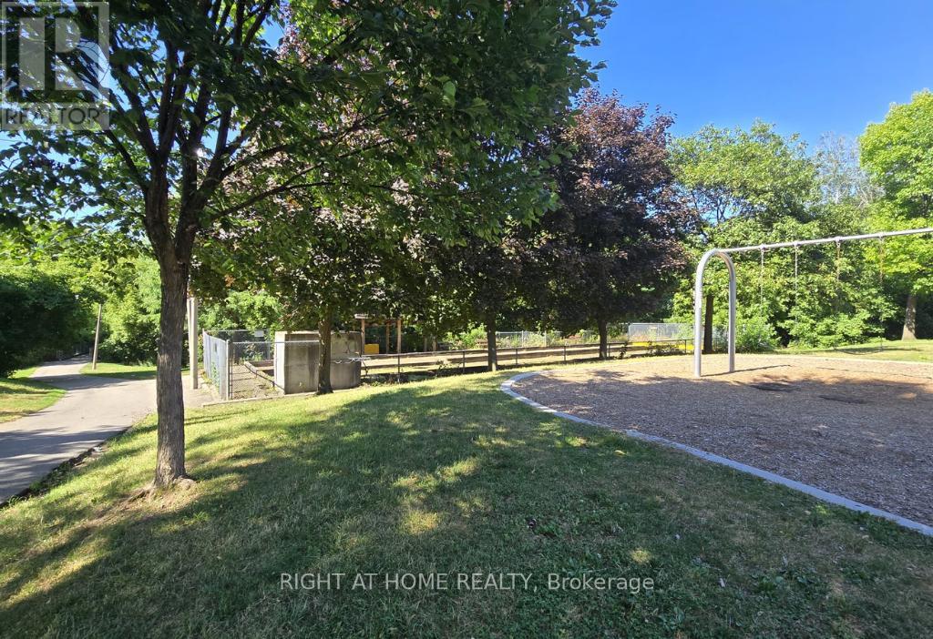 Unit#2 - 1758 Lawrence Avenue W, Toronto, Ontario M6L 3C4 - Photo 18 - W12598782