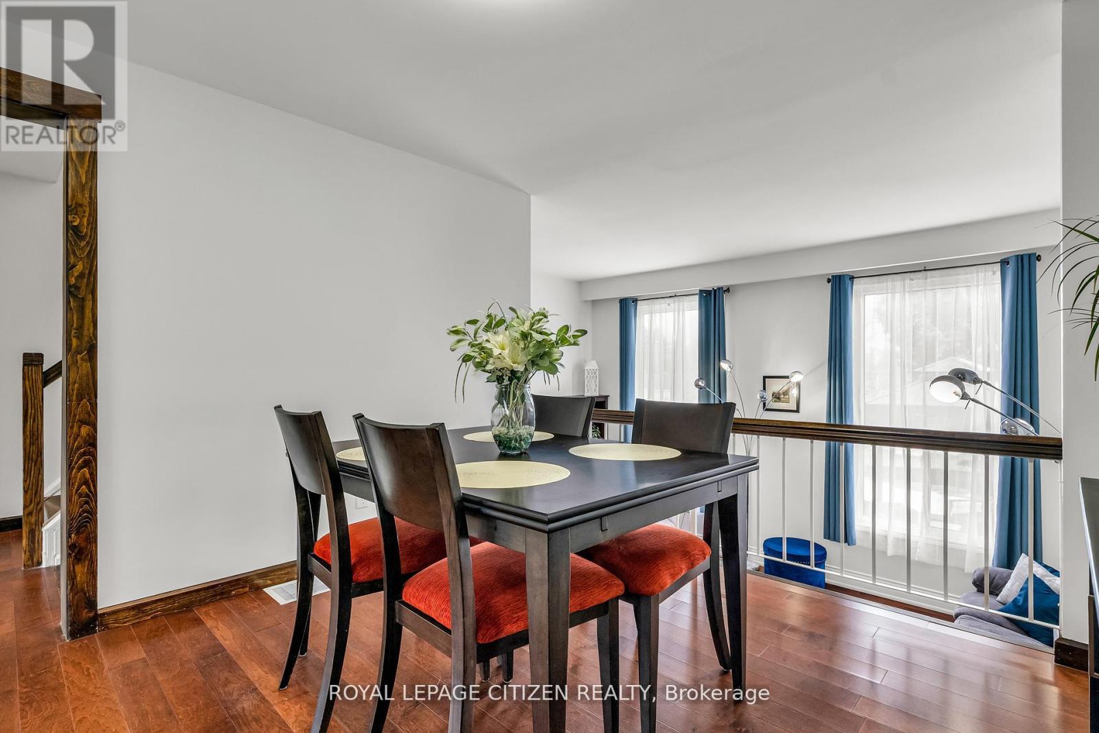 7567 Wildfern Drive, Mississauga, Ontario  L4T 3P7 - Photo 8 - W12598808