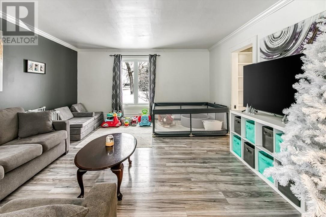 4 Balsam Street, Copper Cliff, Ontario  P0M 1N0 - Photo 19 - 2125824