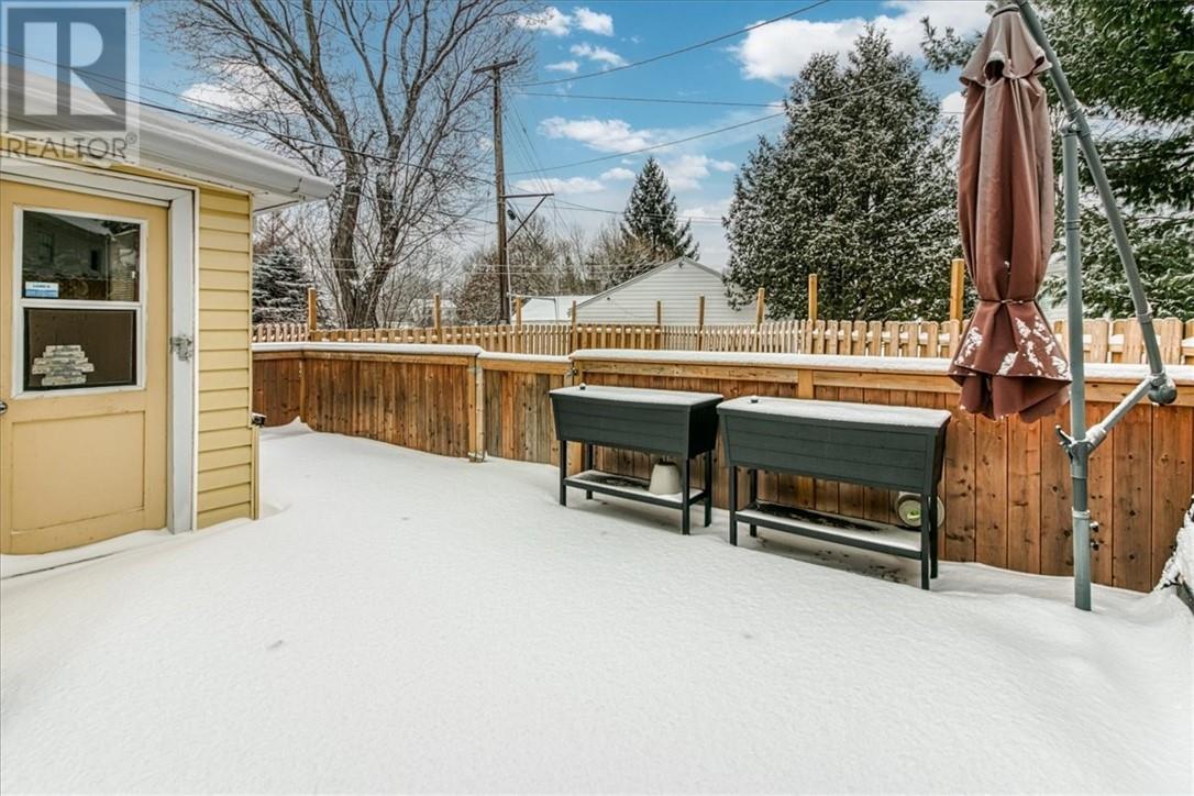 4 Balsam Street, Copper Cliff, Ontario  P0M 1N0 - Photo 3 - 2125824