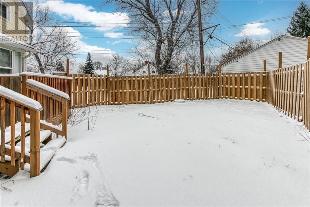 4 Balsam Street, Copper Cliff, Ontario  P0M 1N0 - Photo 5 - 2125824