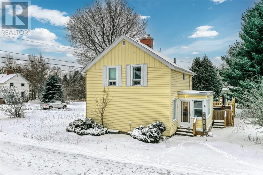 4 Balsam Street, Copper Cliff, Ontario  P0M 1N0 - Photo 32 - 2125824