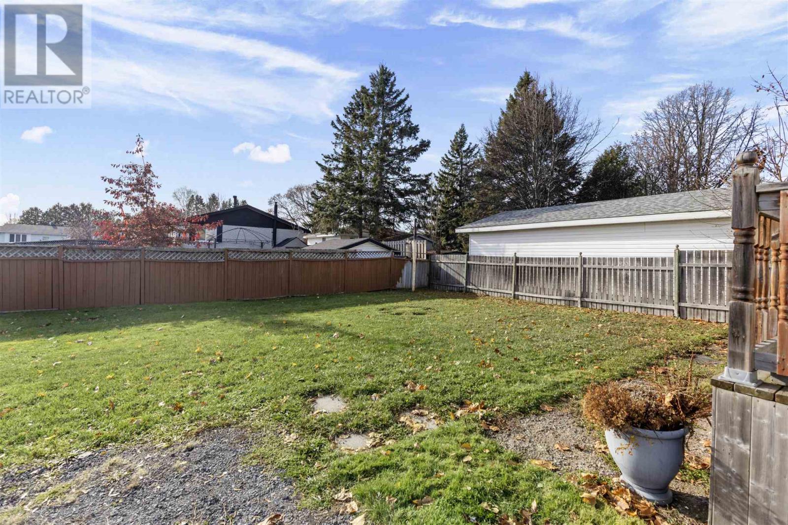 7 Chicora Cres, Sault Ste. Marie, Ontario  P6A 5T1 - Photo 35 - SM253286