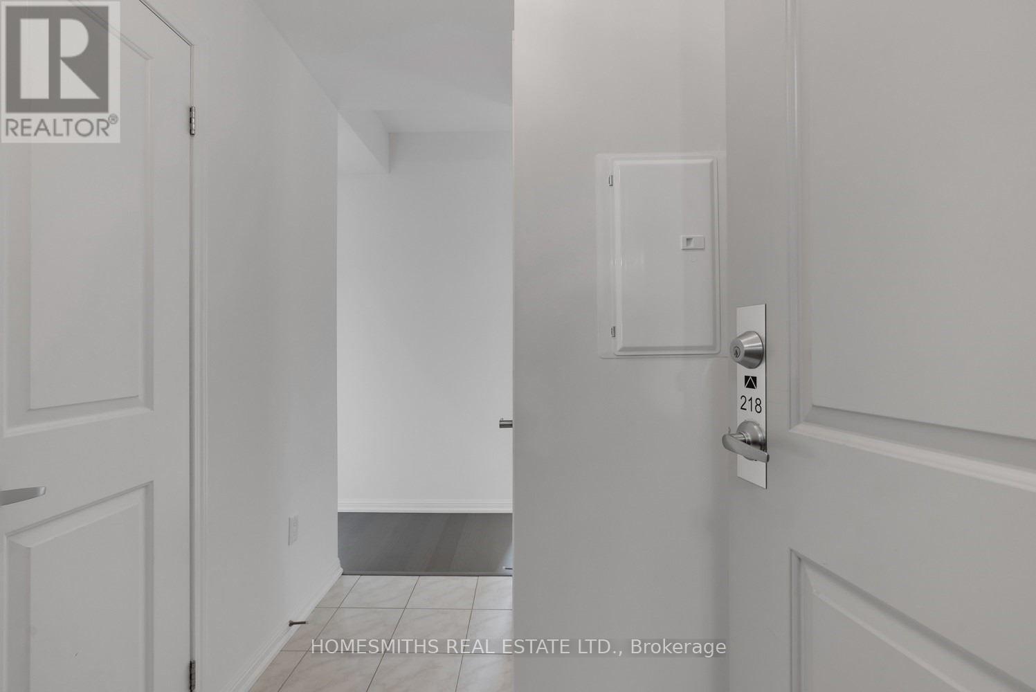 218 - 84 Aspen Springs Drive, Clarington, Ontario  L1C 0V3 - Photo 2 - E12598880