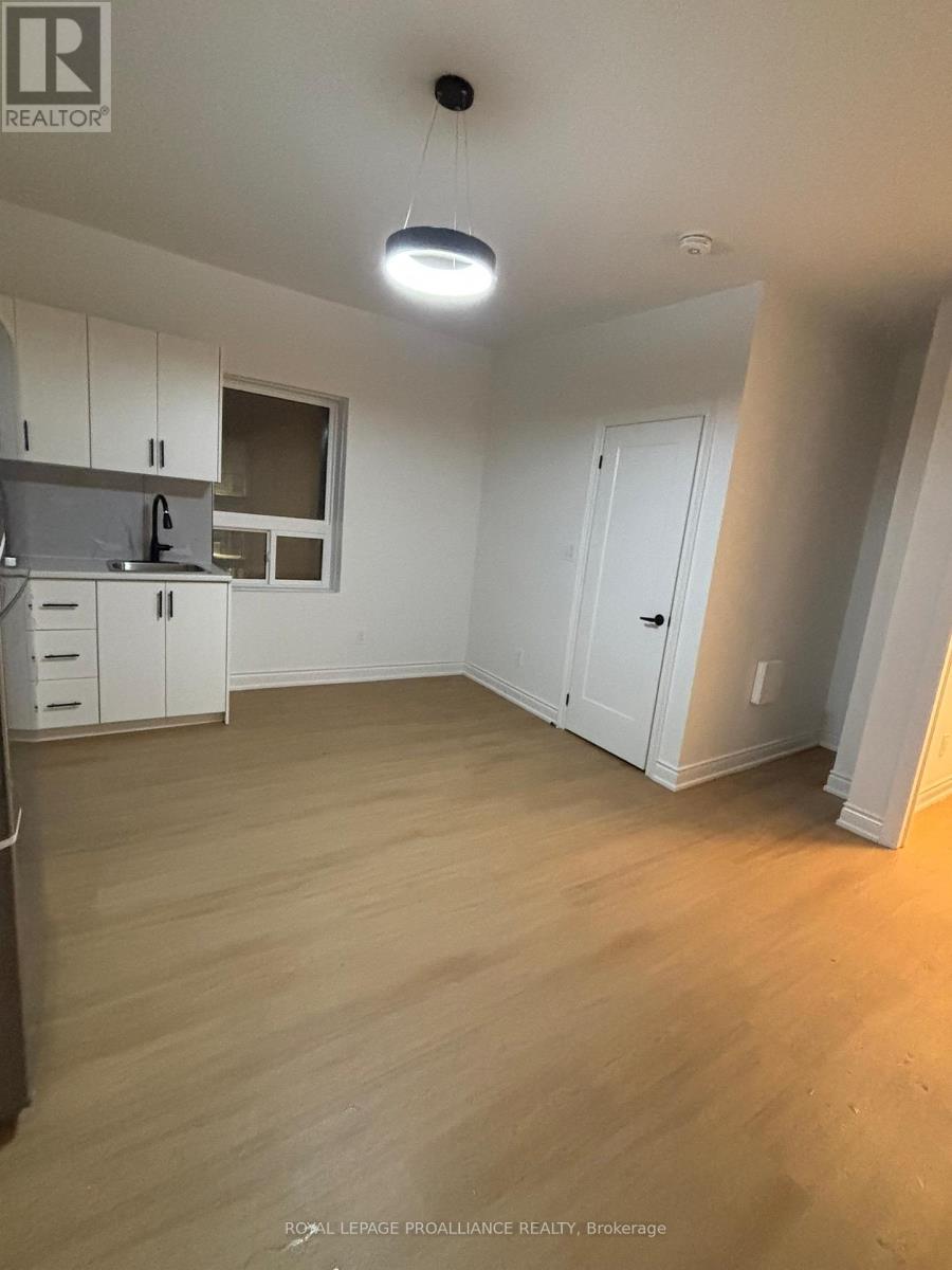 #2 - 380 Park Street N, Peterborough, Ontario  K9H 4P8 - Photo 10 - X12598932