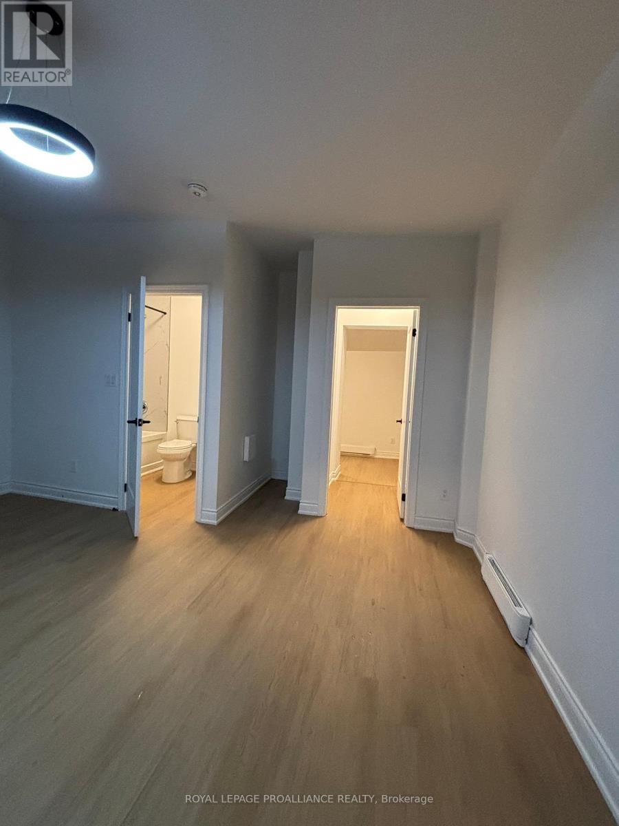 #2 - 380 Park Street N, Peterborough, Ontario  K9H 4P8 - Photo 16 - X12598932