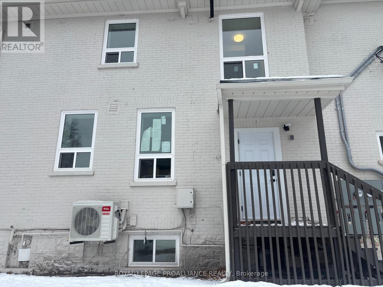 #2 - 380 Park Street N, Peterborough, Ontario  K9H 4P8 - Photo 2 - X12598932