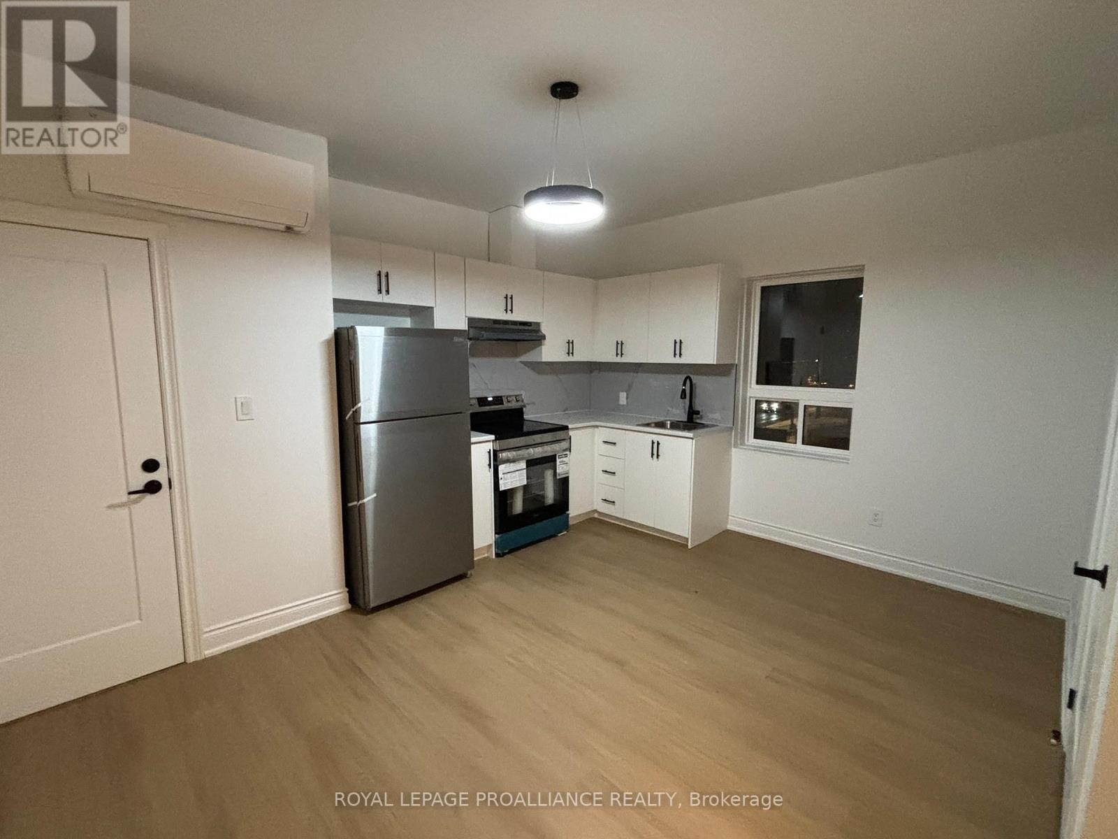 #2 - 380 Park Street N, Peterborough, Ontario  K9H 4P8 - Photo 7 - X12598932