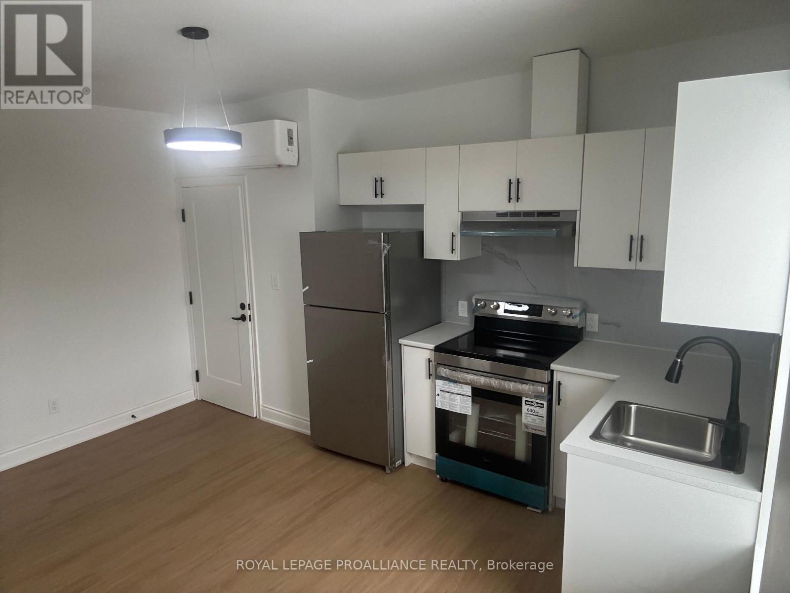 #2 - 380 Park Street N, Peterborough, Ontario  K9H 4P8 - Photo 8 - X12598932