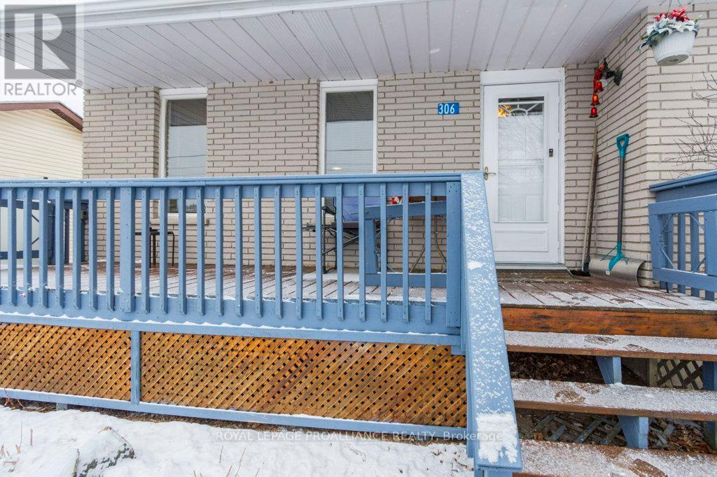 306 South Trent Street, Quinte West, Ontario  K0K 2C0 - Photo 2 - X12598944