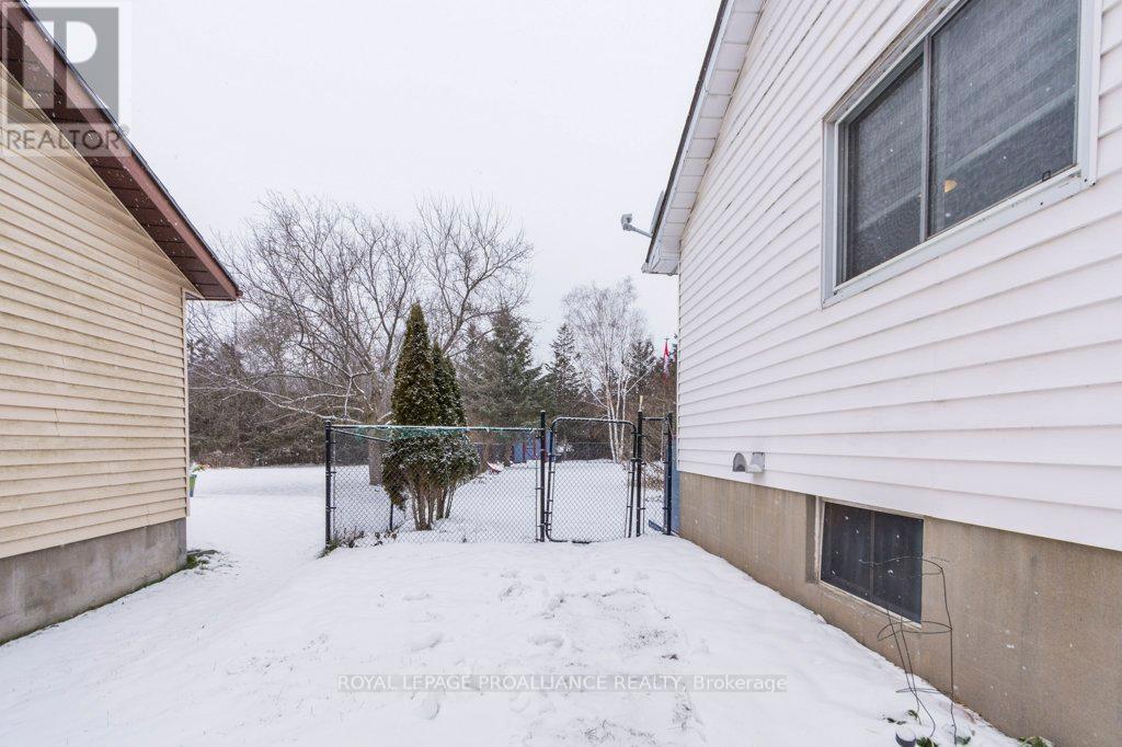 306 South Trent Street, Quinte West, Ontario  K0K 2C0 - Photo 28 - X12598944