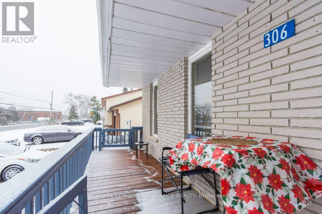 306 South Trent Street, Quinte West, Ontario  K0K 2C0 - Photo 3 - X12598944