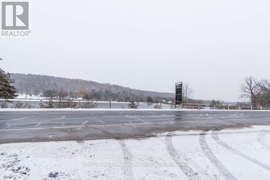 306 South Trent Street, Quinte West, Ontario  K0K 2C0 - Photo 34 - X12598944