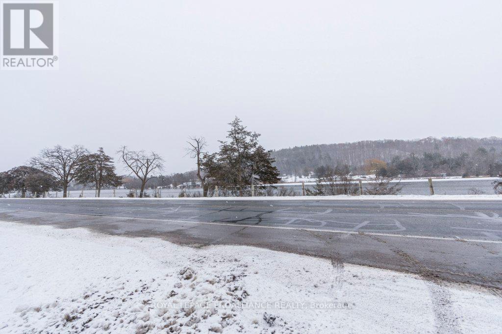 306 South Trent Street, Quinte West, Ontario  K0K 2C0 - Photo 35 - X12598944