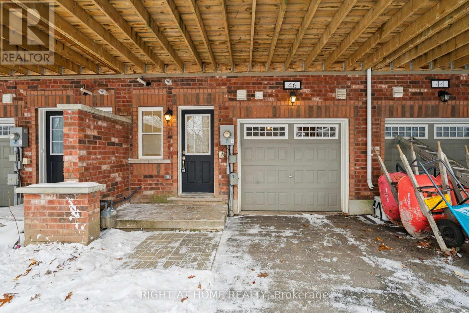 46 Village Gate Drive, Wasaga Beach, Ontario  L9Z 0J7 - Photo 43 - S12594116