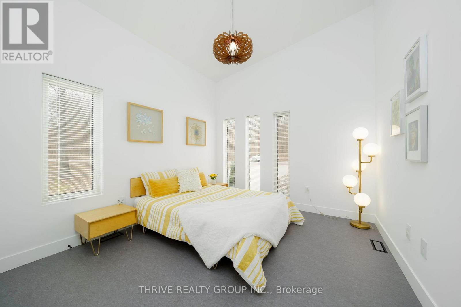 10107 Pinery Bluffs Road, Lambton Shores, Ontario  N0M 1T0 - Photo 21 - X12598934