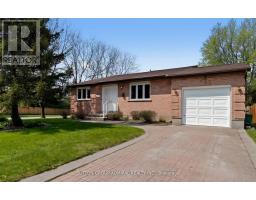 821 Bridle Path Crescent, Kingston (North Of Taylor-Kidd Blvd), Ca