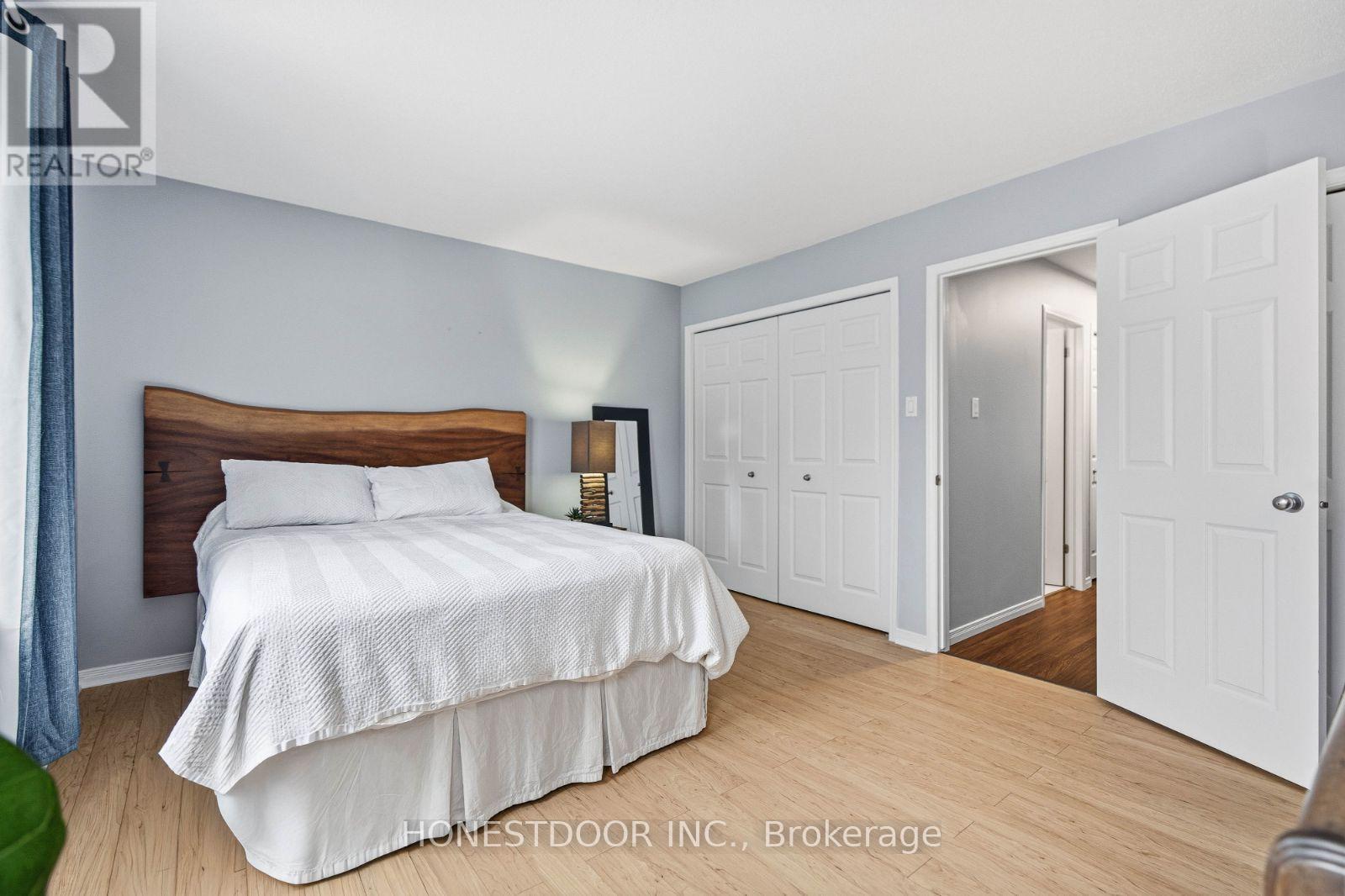 81 Strathaven Private, Ottawa, Ontario  K1J 1K7 - Photo 21 - X12598662