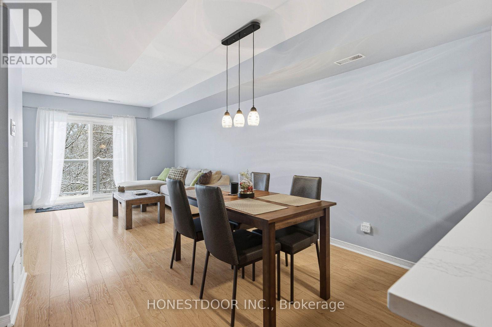 81 Strathaven Private, Ottawa, Ontario  K1J 1K7 - Photo 5 - X12598662